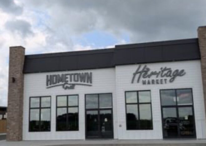 Home Town Grill & Christmas